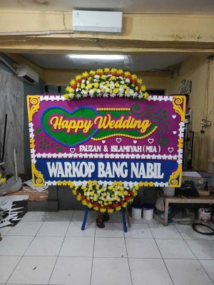 Papan Bunga di Kunciran Indah